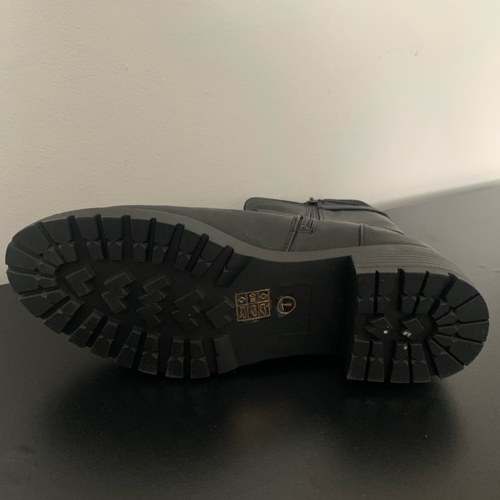 combat boots - Picture 4 of 4